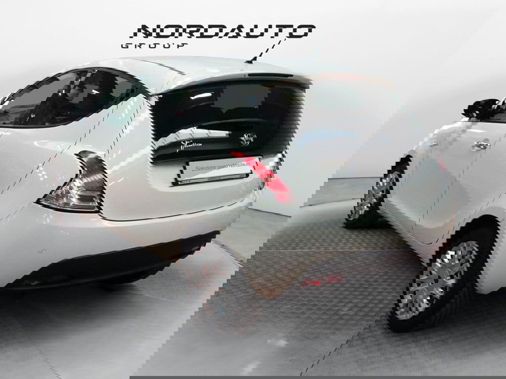 Lancia Ypsilon usata a Treviso (7)