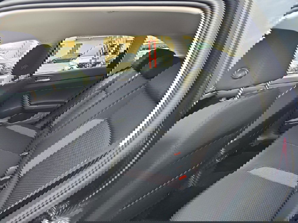 Volkswagen Taigo usata a Lecco (11)