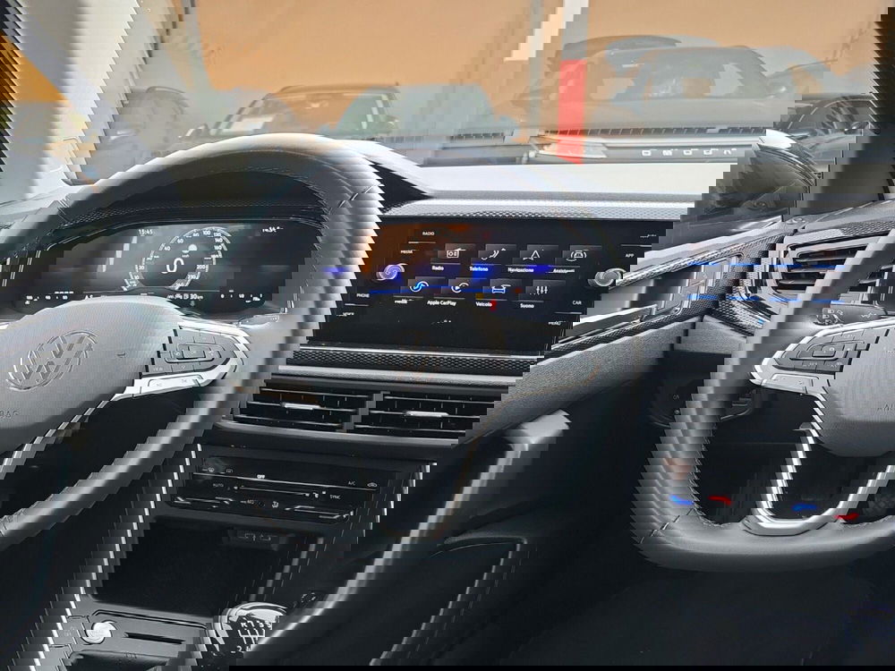 Volkswagen Taigo usata a Lecco (13)