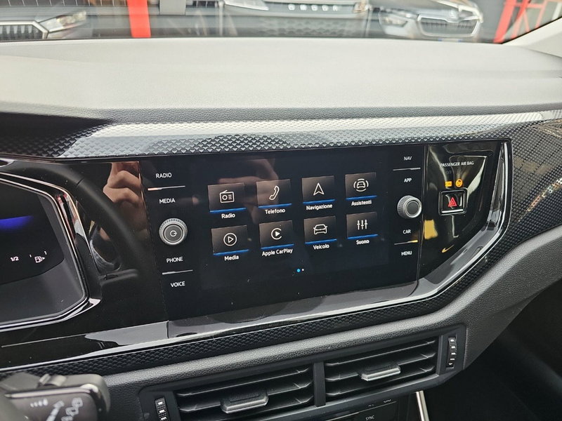 Volkswagen Taigo usata a Lecco (15)