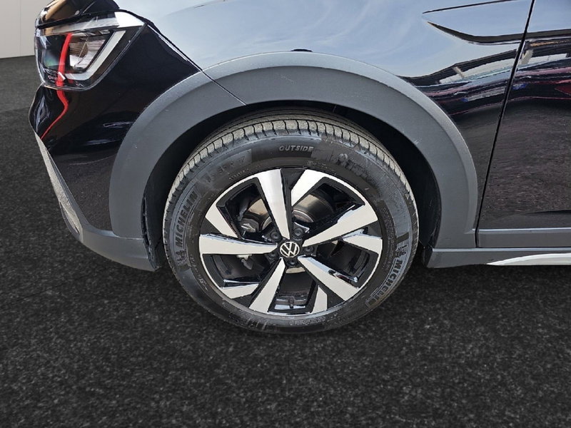 Volkswagen Taigo usata a Lecco (9)