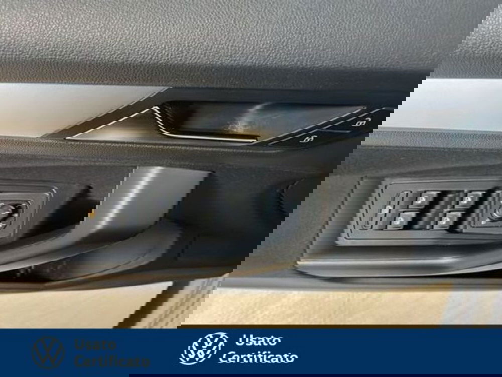 Volkswagen T-Roc usata a Vicenza (15)