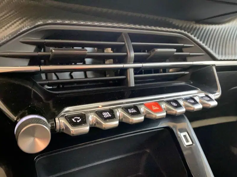 Peugeot 208 usata a Torino (11)