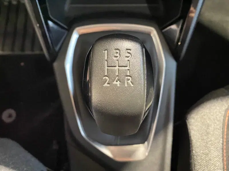 Peugeot 208 usata a Torino (12)