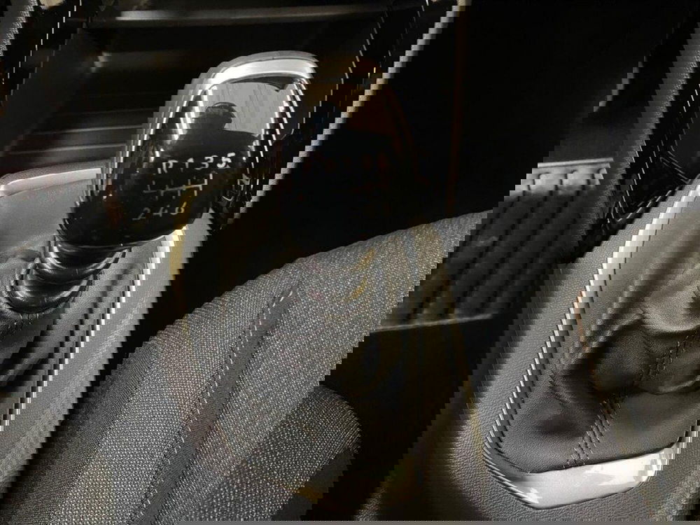 Peugeot 2008 nuova a Torino (12)