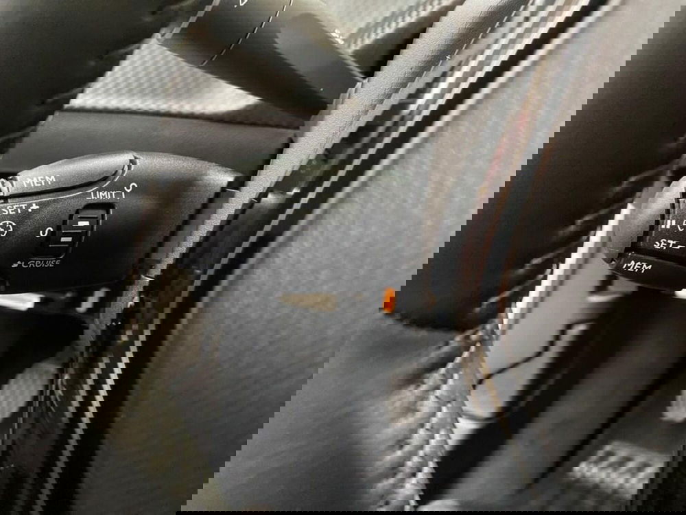 Peugeot 2008 nuova a Torino (13)