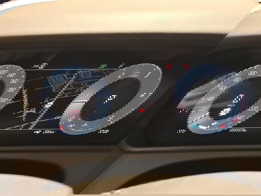 Land Rover Range Rover Velar nuova a Varese (10)