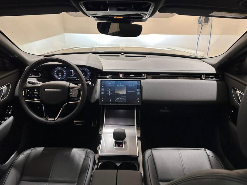 Land Rover Range Rover Velar nuova a Varese (4)