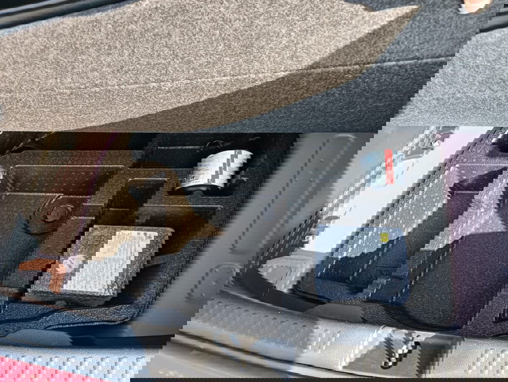 Toyota Yaris usata a Como (14)