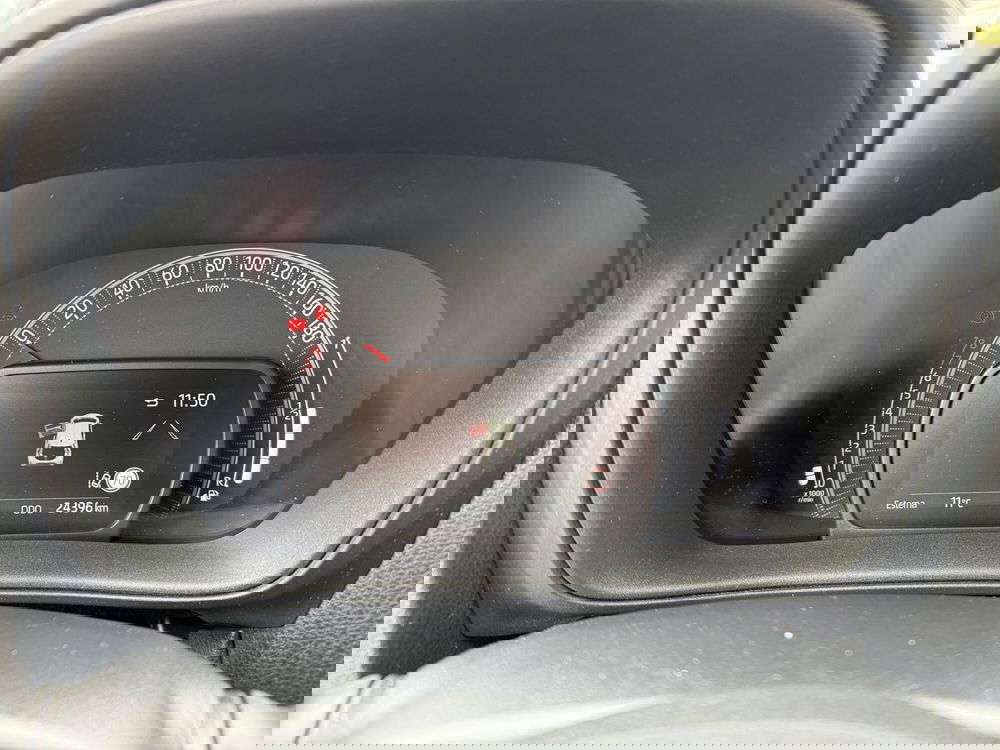 Toyota Aygo X usata a Como (11)