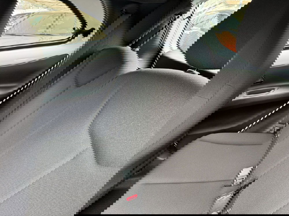 Toyota Aygo X usata a Como (7)