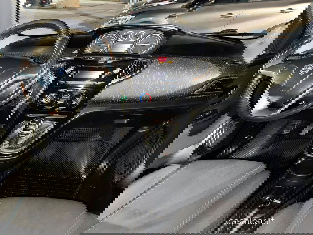 Lancia Ypsilon usata a Potenza (13)