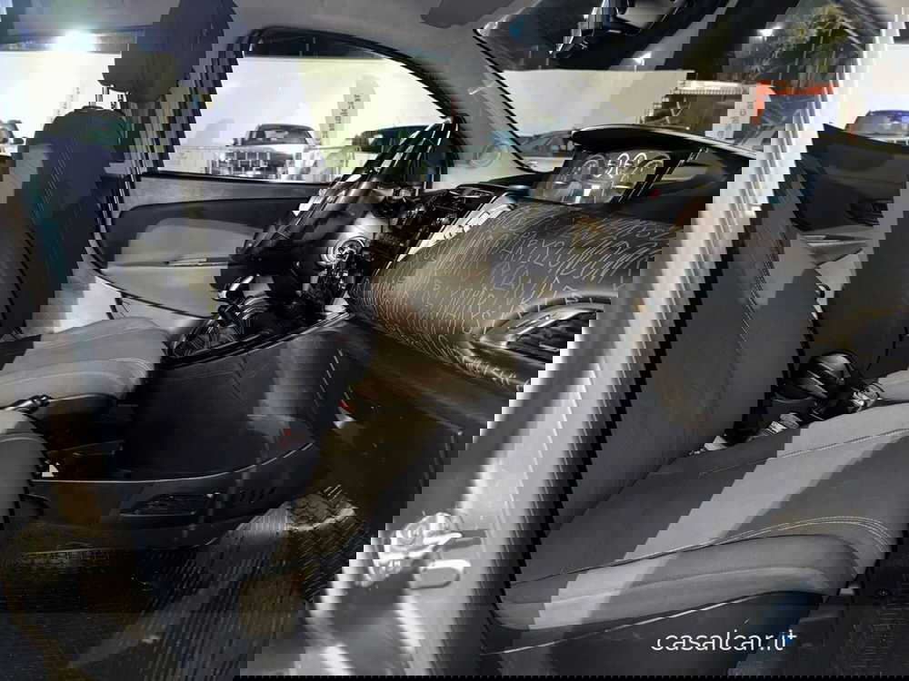 Lancia Ypsilon usata a Potenza (19)