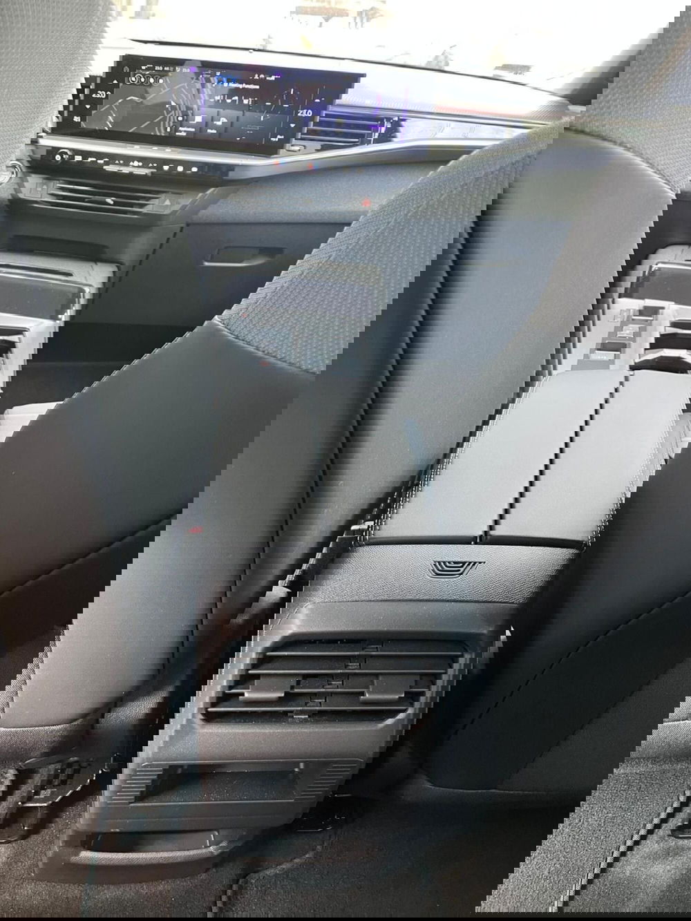 Opel Grandland usata a Milano (20)