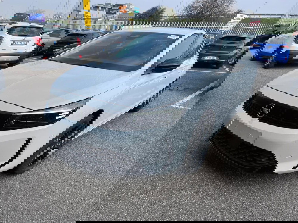 Opel Corsa nuova a Milano