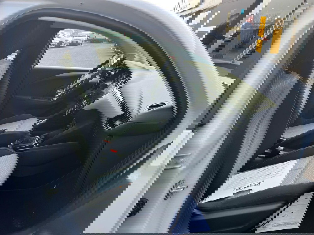 Opel Corsa nuova a Milano (14)