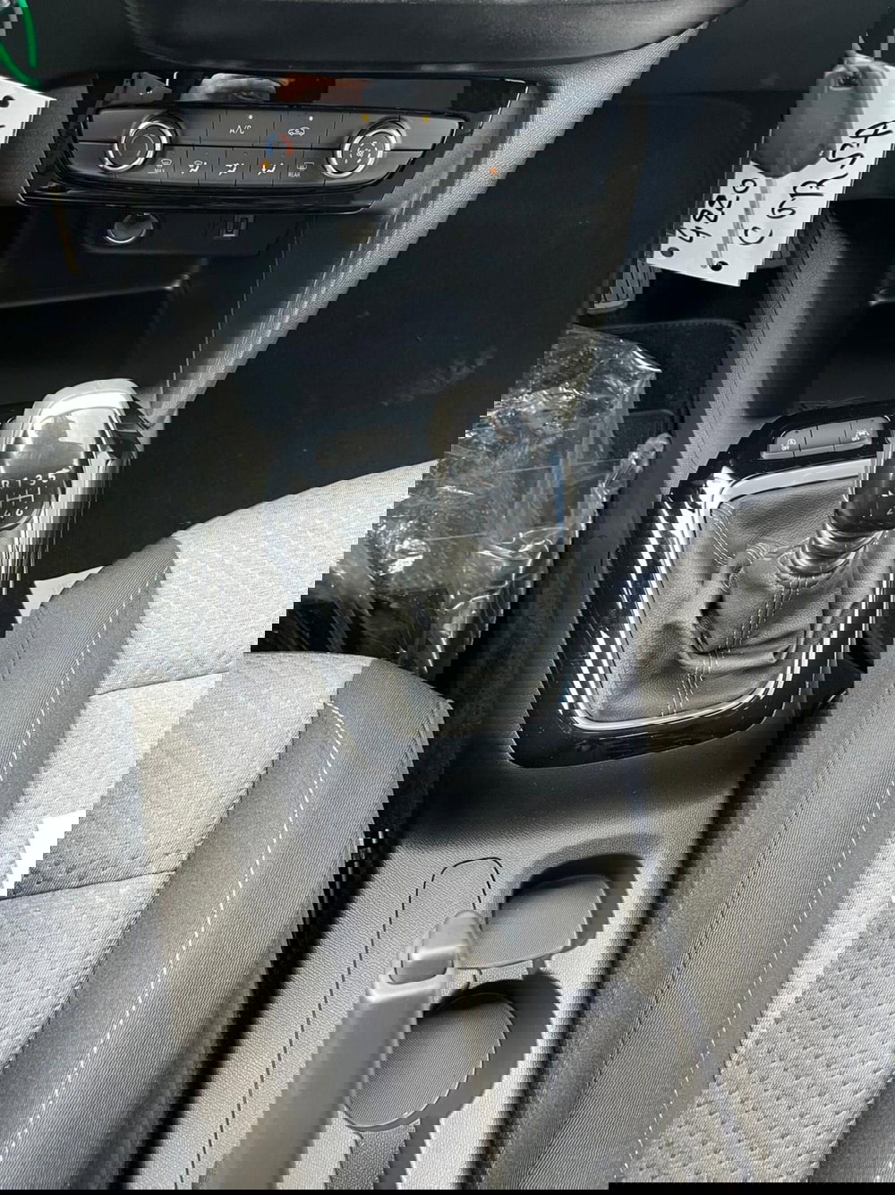 Opel Corsa nuova a Milano (19)