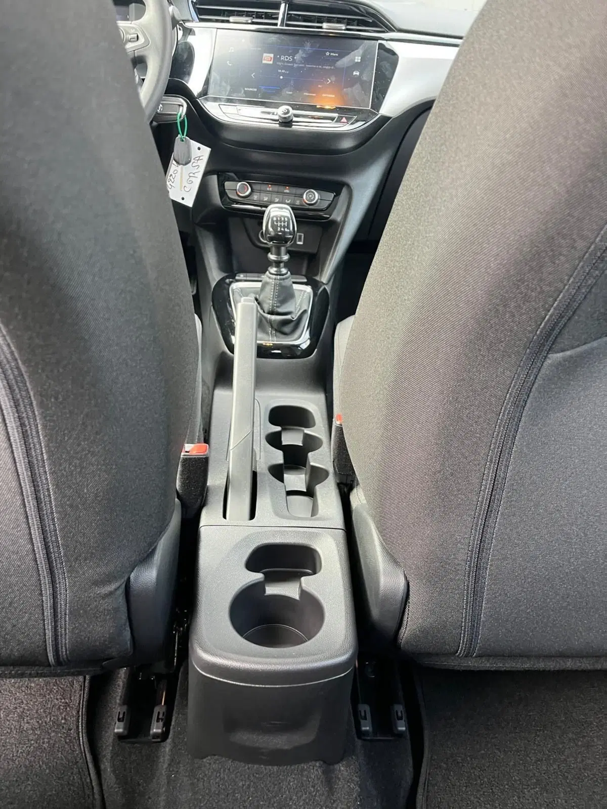 Opel Corsa nuova a Milano (20)