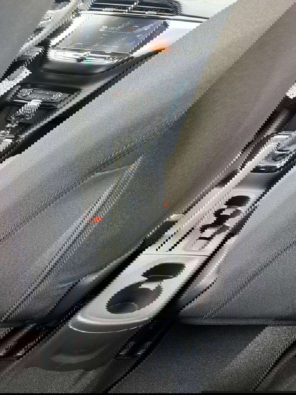 Opel Corsa nuova a Milano (20)