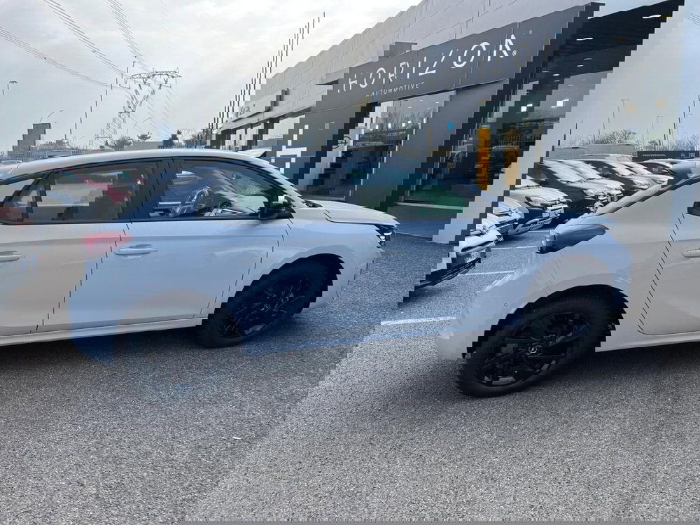 Opel Corsa nuova a Milano (5)