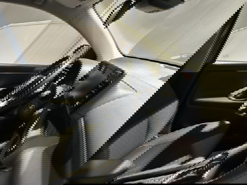 Toyota Yaris usata a Milano (8)