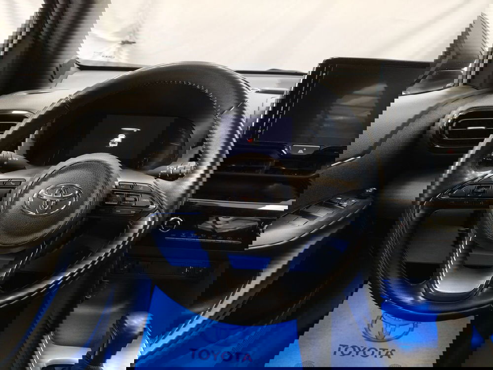 Toyota Yaris Cross usata a Roma (11)