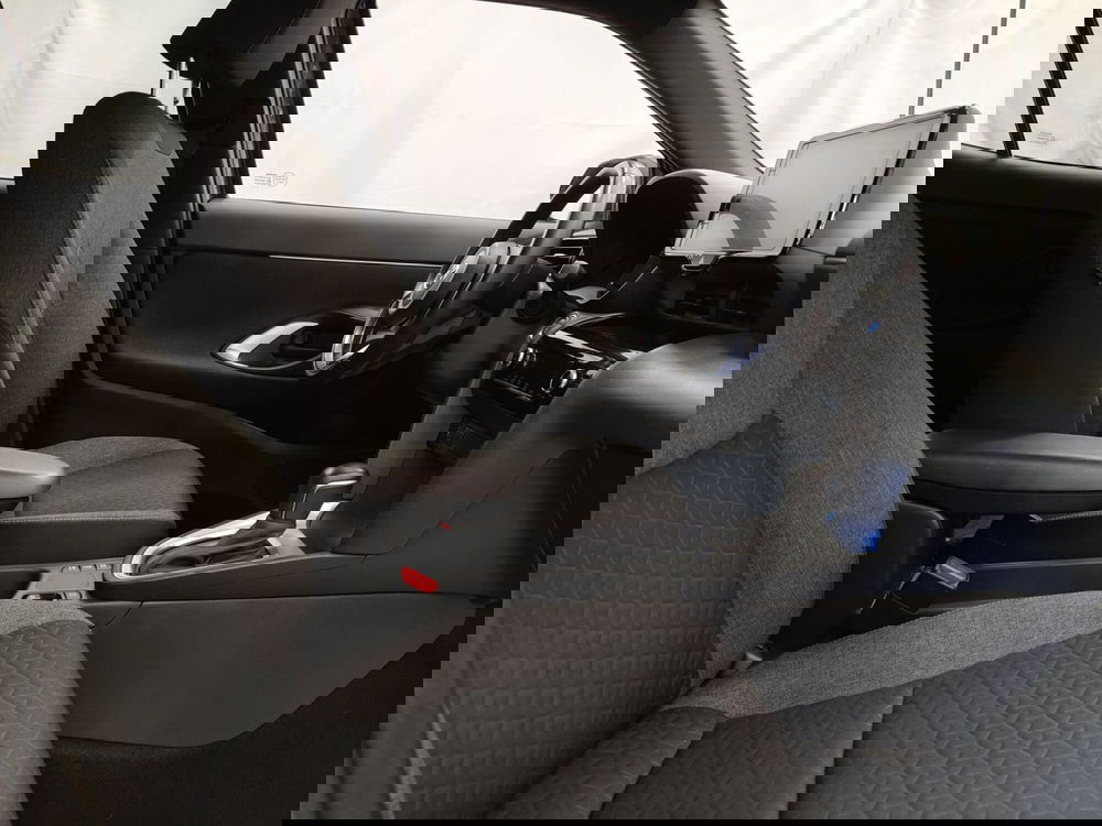 Toyota Yaris Cross usata a Roma (6)