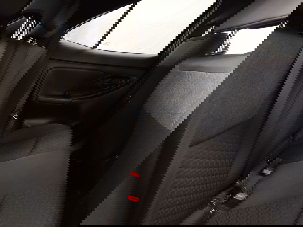 Toyota Yaris Cross usata a Roma (8)