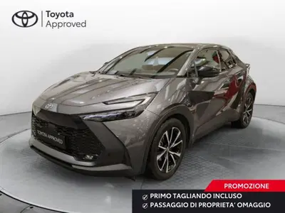 Toyota Toyota C-HR 1.8 hev Trend fwd e-cvt del 2024 usata a Frosinone