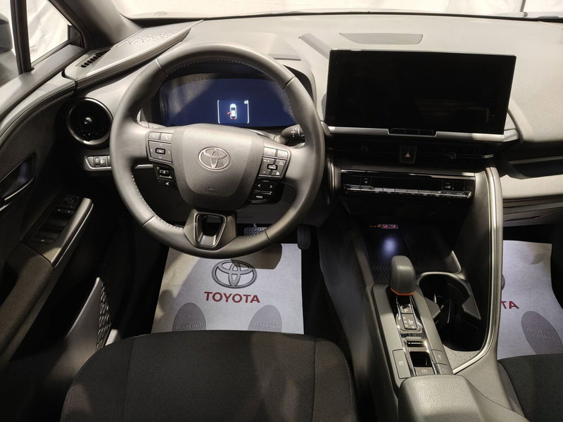 Toyota Toyota C-HR usata a Frosinone (10)