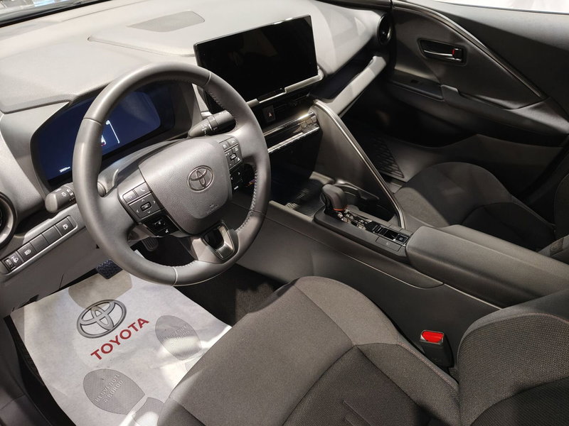 Toyota Toyota C-HR usata a Frosinone (13)