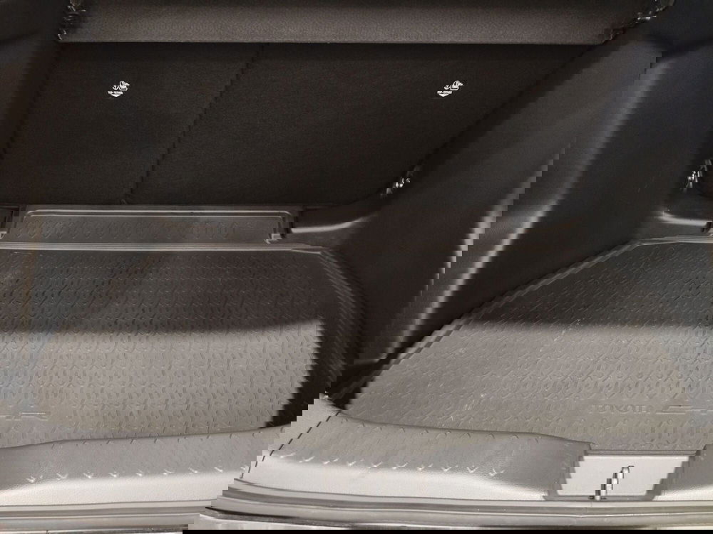 Toyota Toyota C-HR usata a Frosinone (14)