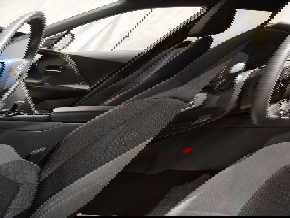 Toyota Toyota C-HR usata a Frosinone (15)