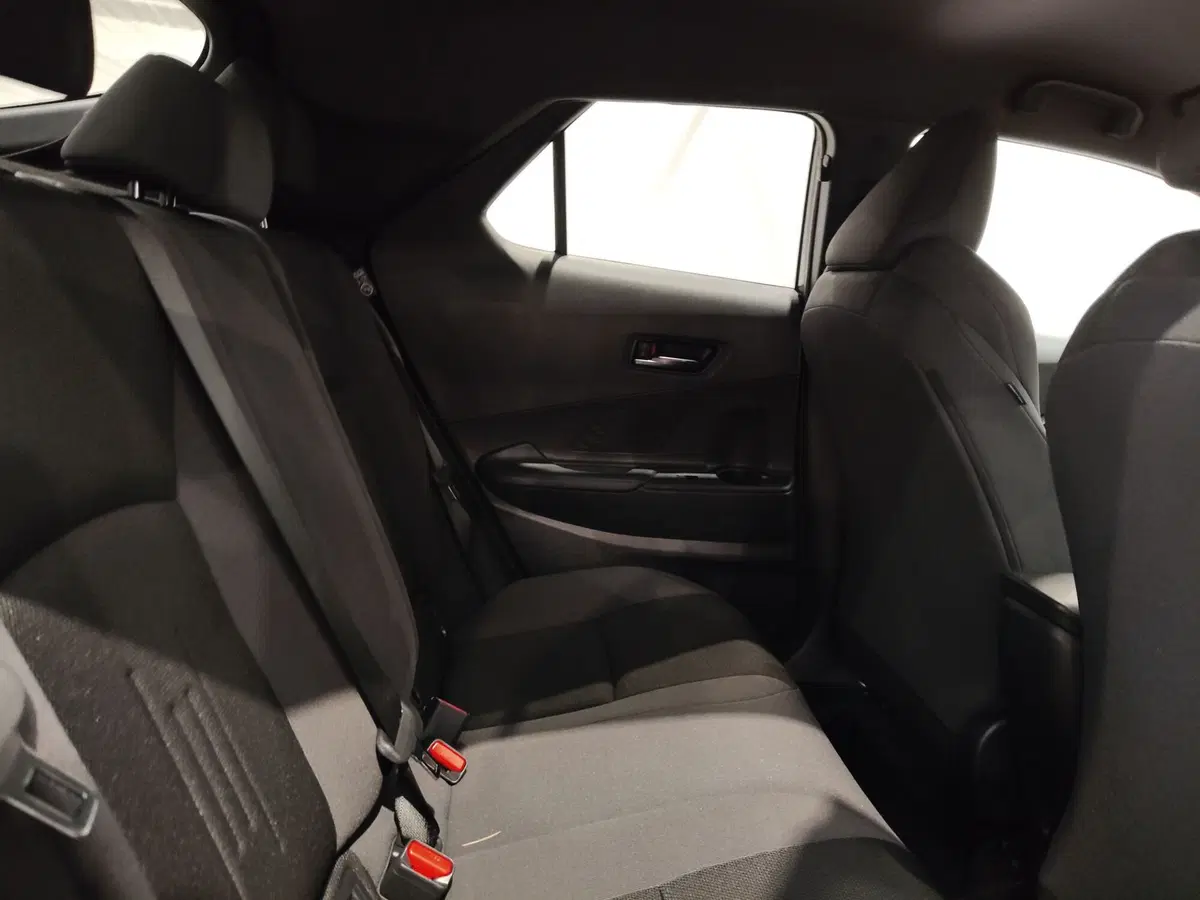 Toyota Toyota C-HR usata a Frosinone (8)