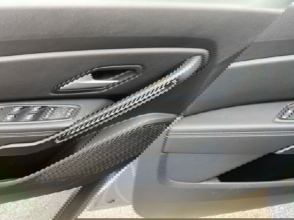 Dacia Duster usata a Bologna (19)