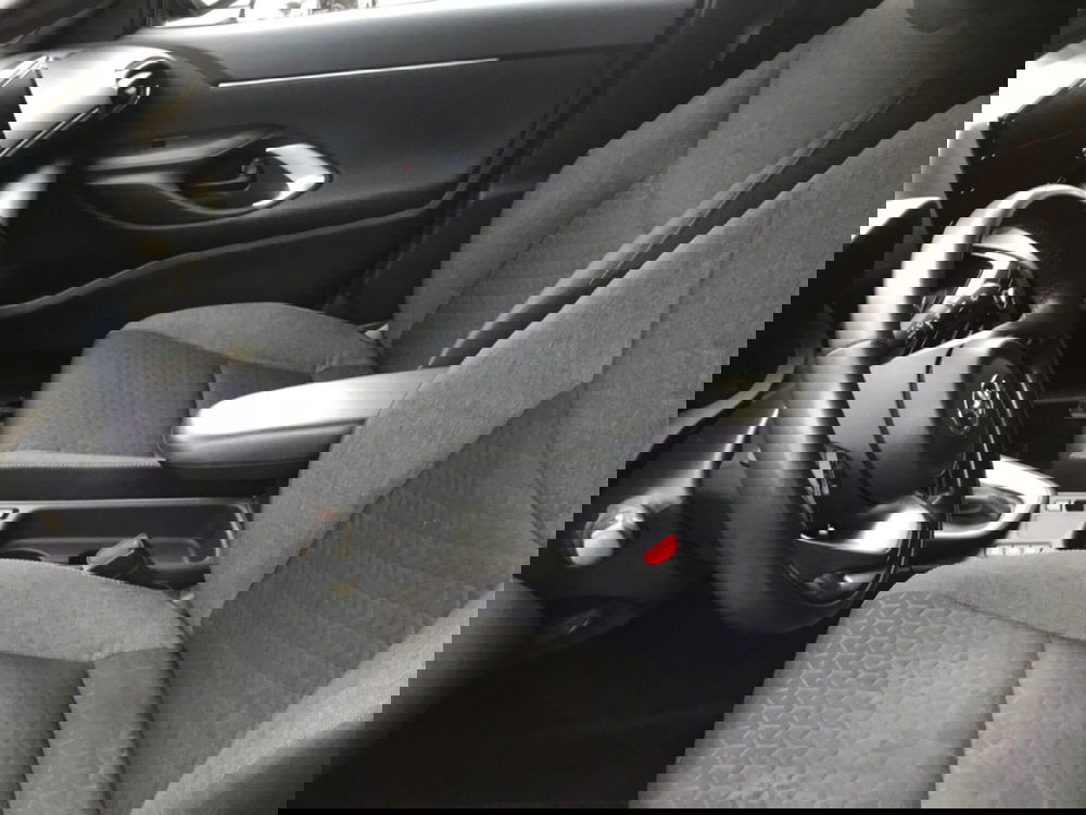 Toyota Yaris Cross usata a Bologna (8)