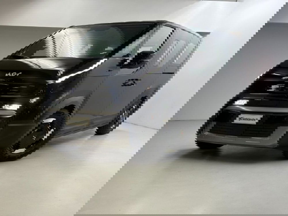 Kia PV5 nuova a Como