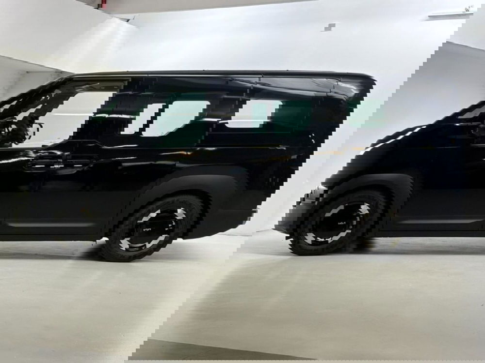 Kia PV5 nuova a Como (5)