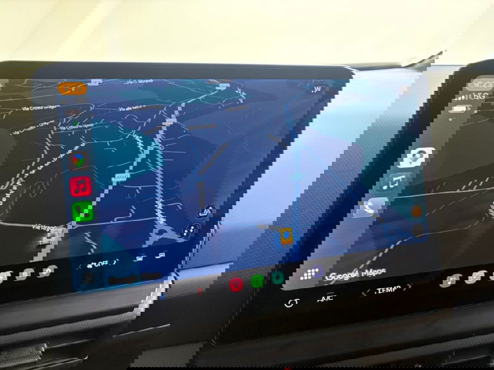 Kia PV5 nuova a Como (9)