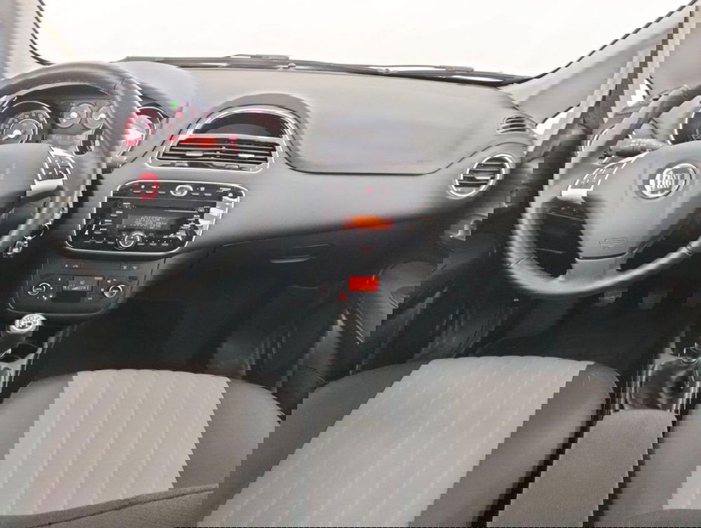 Fiat Punto usata a Como (4)