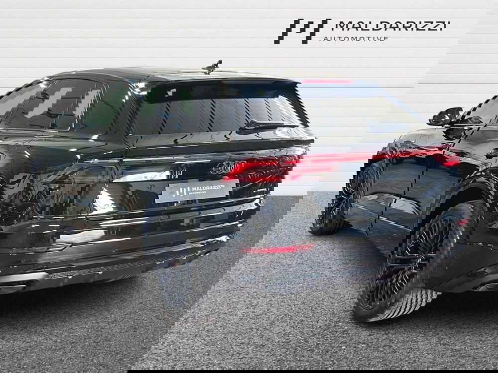 Audi Q8 nuova a Bari (4)