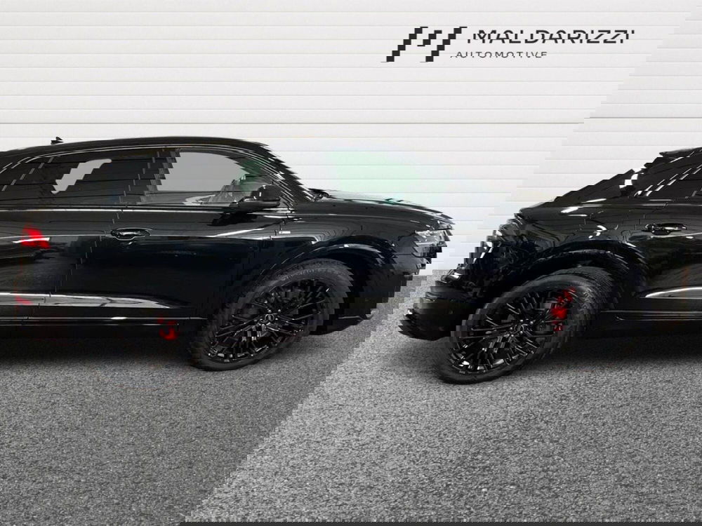 Audi Q8 nuova a Bari (5)