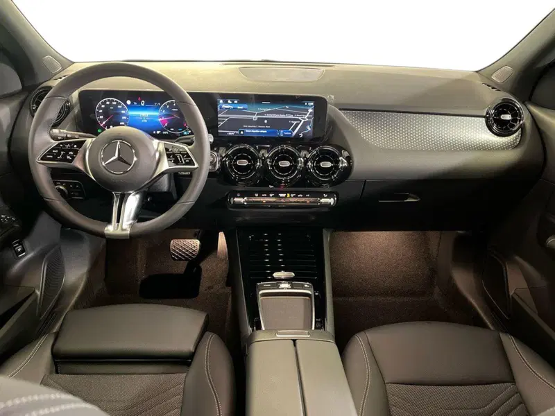 Mercedes-Benz GLA SUV usata a Milano (9)