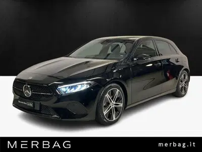 Mercedes-Benz Classe A 180 d Business Extra auto del 2025 usata a Milano