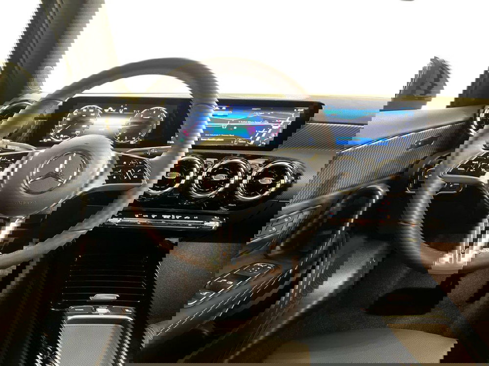 Mercedes-Benz Classe A usata a Milano (11)