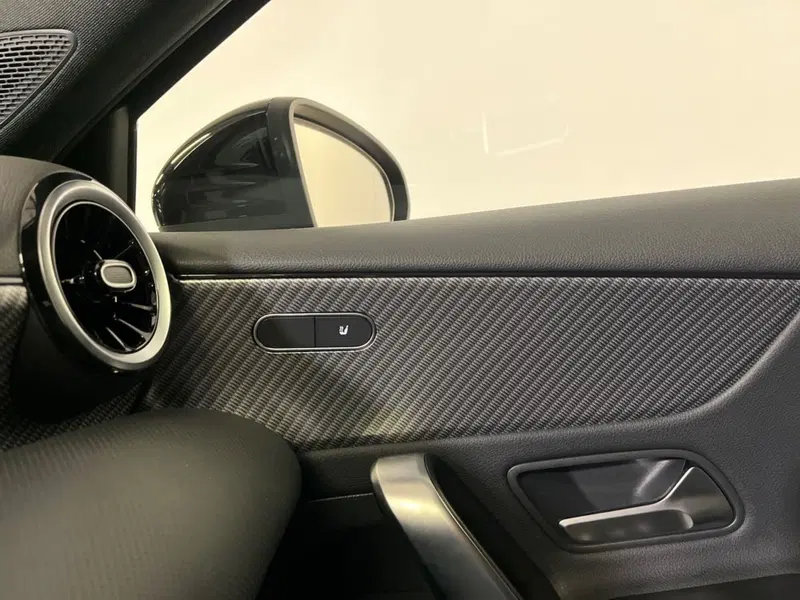 Mercedes-Benz Classe A usata a Milano (19)