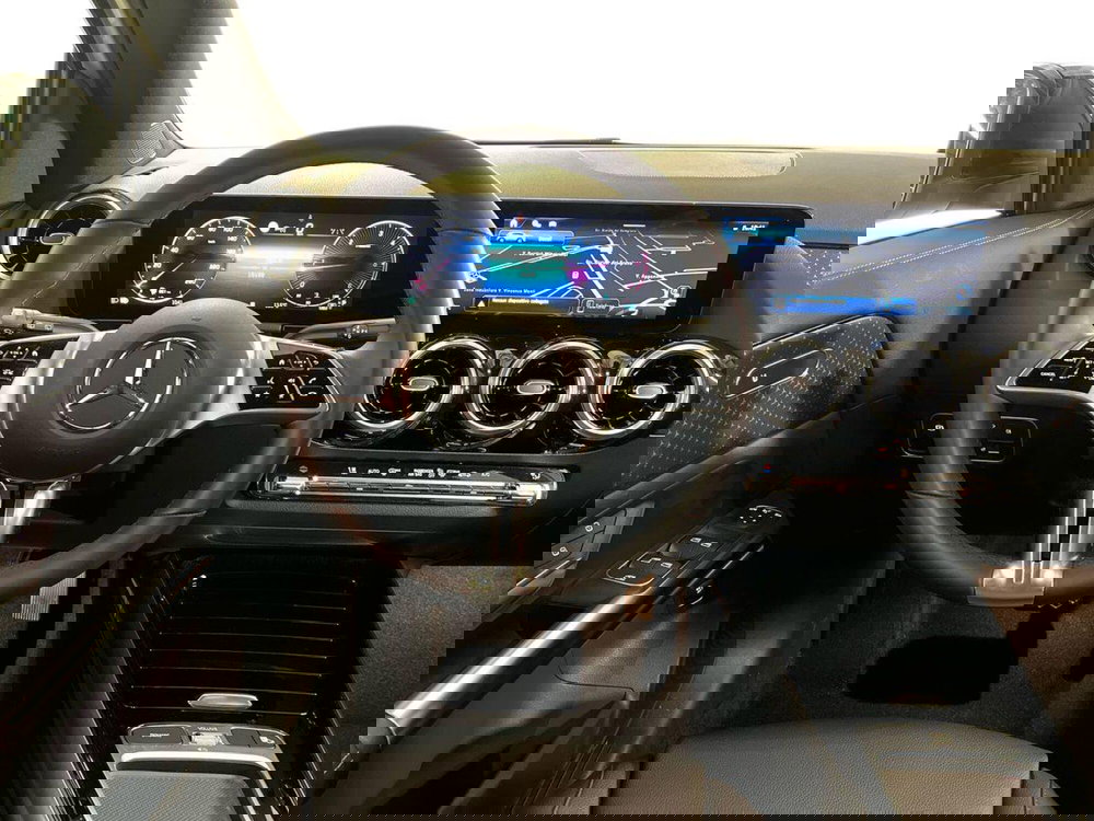 Mercedes-Benz GLA SUV usata a Milano (11)