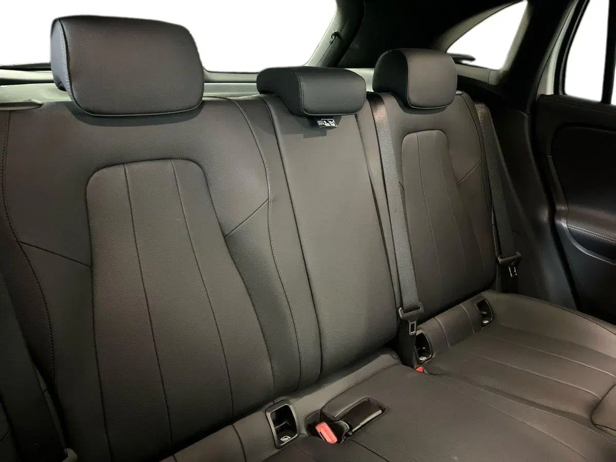 Mercedes-Benz GLA SUV usata a Milano (16)