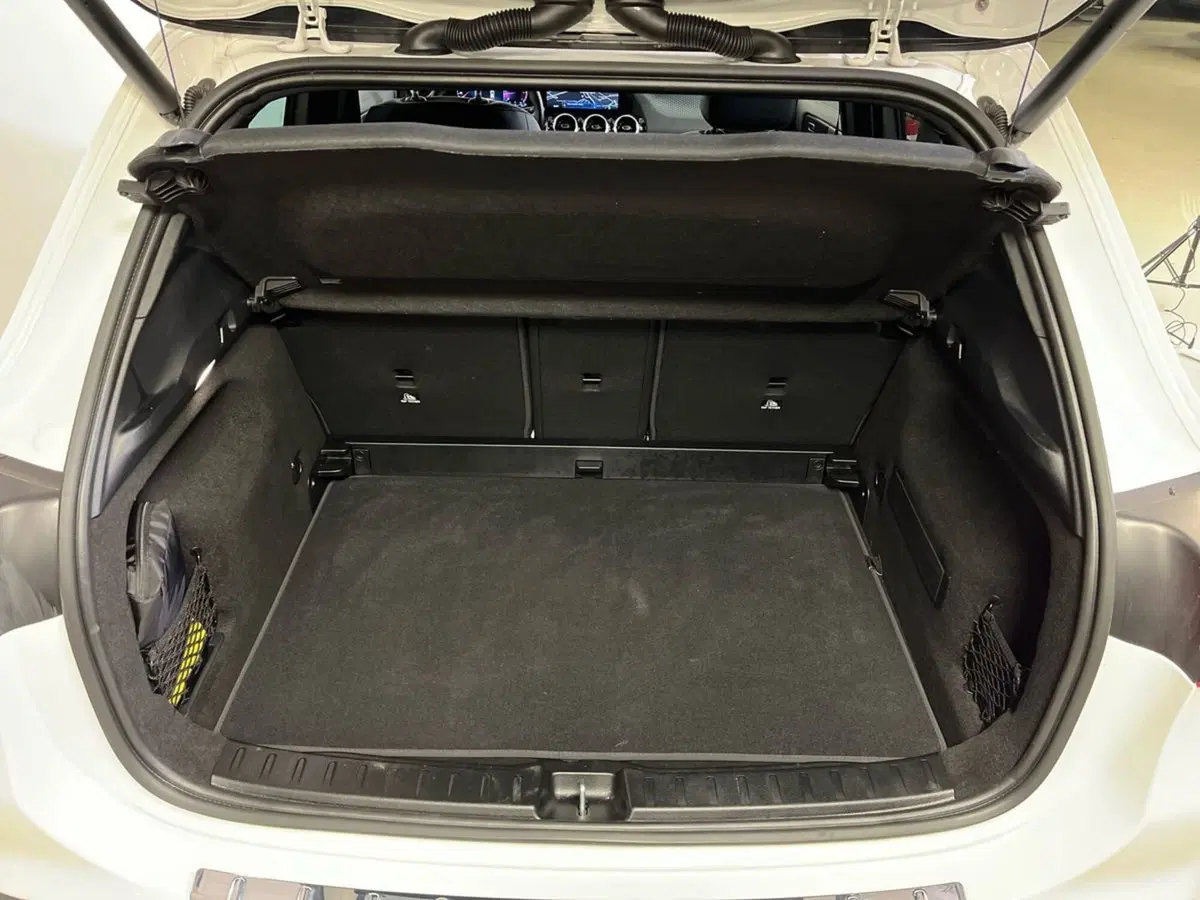 Mercedes-Benz GLA SUV usata a Milano (8)