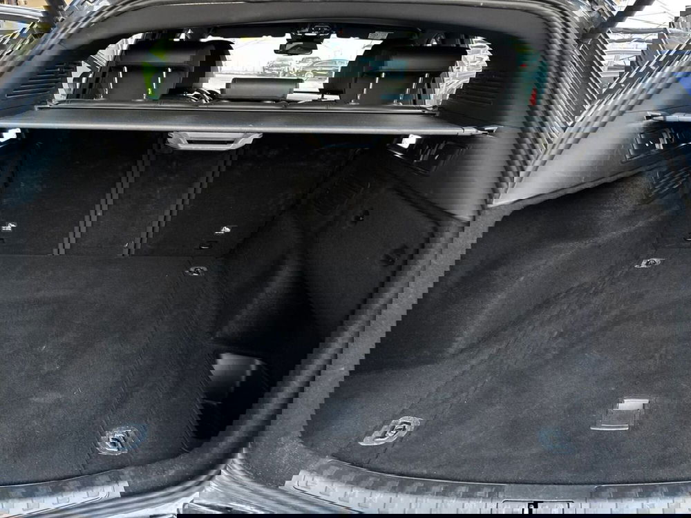 Alfa Romeo Stelvio usata a Pescara (7)